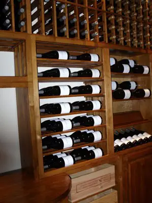 wooden wine storage horizontal display