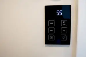 Small Modern Wine Cellar Control Panel for Cooling