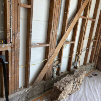 Modern wine rooms with glass enclosures are normally prone to condensation That's why we ensured that this wine cellar was well-insulated with a vapor barrier and thick glass panels. Modern Wine Rooms Construction